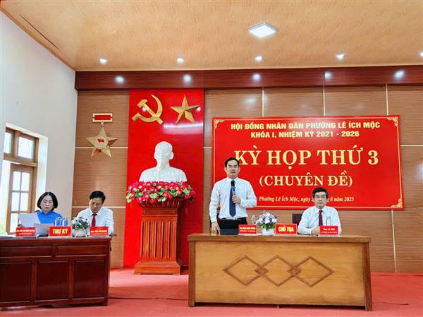 Hội đồng Nhân dân phường Lê Ích Mộc tổ chức Kỳ họp thứ 3 (chuyên đề) khóa I, nhiệm kỳ 2021 – 2026
