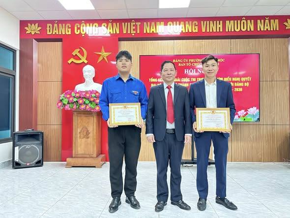 Hội nghị trao giải cuộc thi trực tuyến tìm hiểu Nghị quyết Đại hội