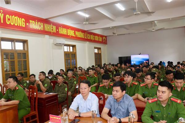 Phường Lê Ích Mộc tổ chức Hội thi lực lượng tham gia bảo vệ an ninh, trật tự ở cơ sở lần thứ nhất năm 2026