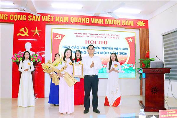 Phường Lê Ích Mộc tổ chức thành công Hội thi Báo cáo viên, Tuyên truyền viên giỏi năm 2026 khối trường học