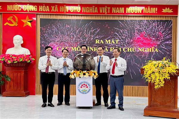 Dấu ấn 1 năm vận hành chính quyền 2 cấp: Phường Lê Ích Mộc bứt phá toàn diện, ra mắt các mô hình xã hội chủ nghĩa