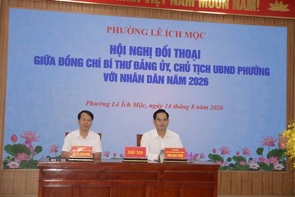 Phường Lê Ích Mộc đối thoại với nhân dân: Cầu thị lắng nghe, quyết liệt hành động vì sự hài lòng của nhân dân