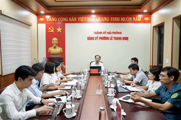 Ban Thường vụ Đảng uỷ phường tổ chức phiên họp thứ 11