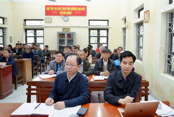 CÁC ĐỒNG CHÍ THƯỜNG TRỰC ĐẢNG ỦY PHƯỜNG LÊ THANH NGHỊ DỰ HỌP ĐỊNH KỲ VỚI CÁC CHI BỘ TỔ DÂN PHỐ 