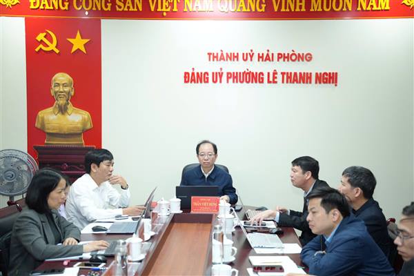 BAN THƯỜNG VỤ ĐẢNG ỦY TỔ CHỨC PHIÊN HỌP THỨ 14