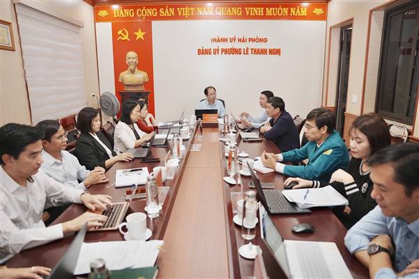 BAN THƯỜNG VỤ ĐẢNG UỶ PHƯỜNG LÊ THANH NGHỊ HỌP, CHO Ý KIẾN VÀO NHIỀU NỘI DUNG QUAN TRỌNG