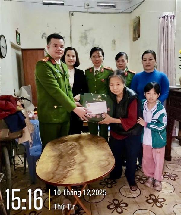 THÊM MỘT ĐIỂM TỰA YÊU THƯƠNG CHO EM NHỎ KÉM MAY MẮN