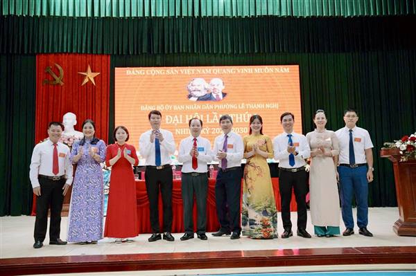 ĐẢNG BỘ UBND PHƯỜNG LÊ THANH NGHỊ TỔ CHỨC THÀNH CÔNG ĐẠI HỘI LẦN THỨ I, NHIỆM KỲ 2025–2030