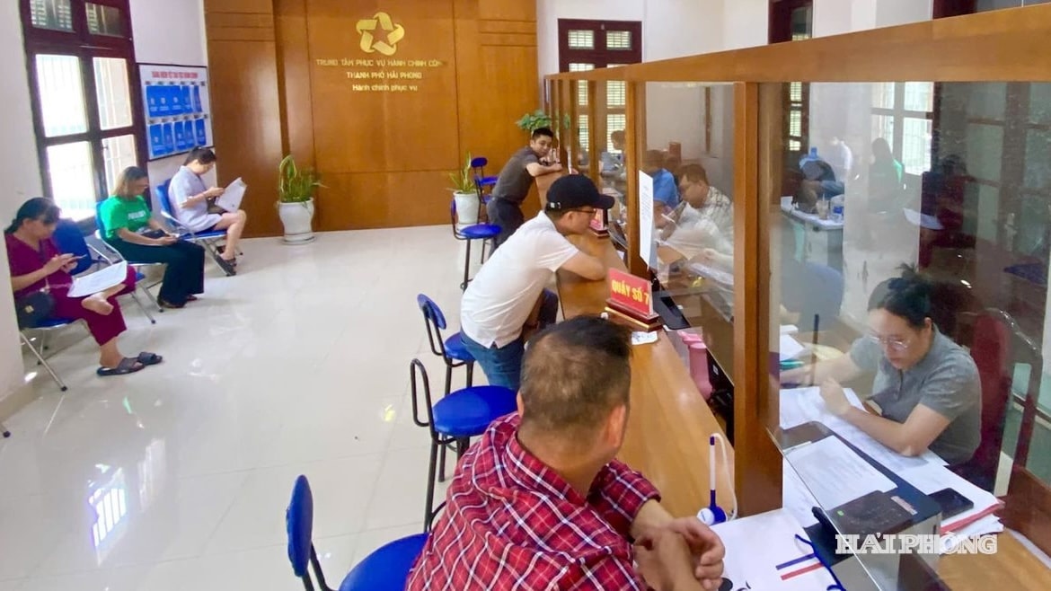 mot-cua-hai-phong-1-1-.jpg