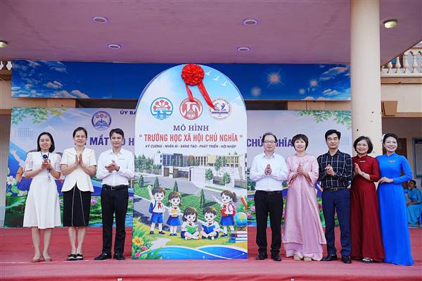 TRƯỜNG TIỂU HỌC TÂN BÌNH RA MẮT MÔ HÌNH “TRƯỜNG HỌC XÃ HỘI CHỦ NGHĨA”, HƯỚNG TỚI MÔI TRƯỜNG GIÁO DỤC TOÀN DIỆN