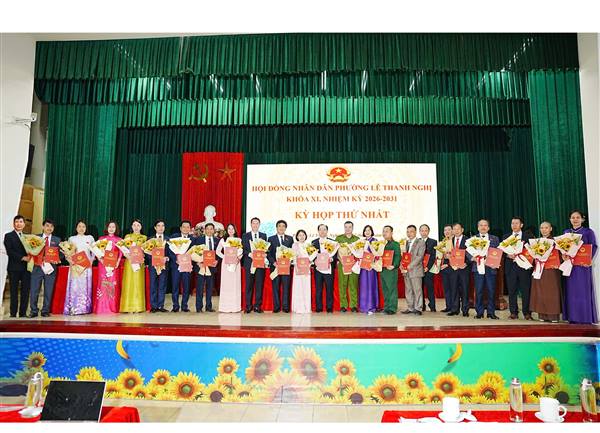 PHƯỜNG LÊ THANH NGHỊ TỔ CHỨC THÀNH CÔNG KỲ HỌP THỨ NHẤT HĐND KHÓA XI, KIỆN TOÀN CÁC CHỨC DANH CHỦ CHỐT