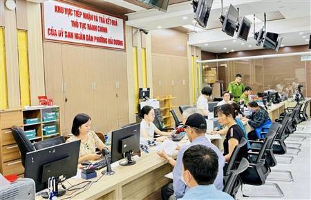 UBND thành phố yêu cầu hoàn thành 100% chỉ tiêu số hóa hồ sơ, nâng cao hiệu quả giải quyết thủ tục hành chính