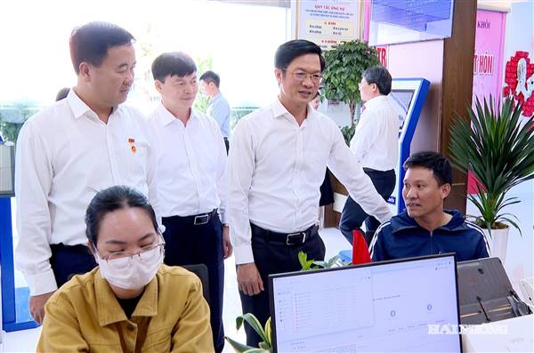 Xây dựng nền hành chính hiện đại, phục vụ nhân dân tốt hơn