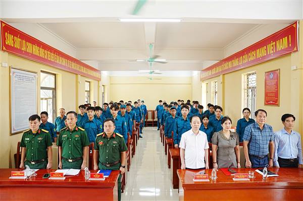 BAN CHỈ HUY QUÂN SỰ PHƯỜNG LÊ THANH NGHỊ KHAI MẠC HUẤN LUYỆN CHIẾN SỸ DÂN QUÂN CƠ ĐỘNG NĂM 2026