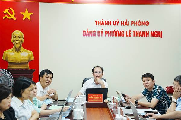 NÂNG CAO HIỆU QUẢ HOẠT ĐỘNG, HOÀN THIỆN CƠ SỞ VẬT CHẤT: NHỮNG NỘI DUNG TRỌNG TÂM TẠI HỘI NGHỊ BAN THƯỜNG VỤ ĐẢNG ỦY PHƯỜNG LẦN THỨ 36. 