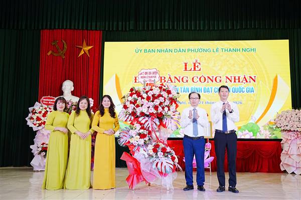 PHƯỜNG LÊ THANH NGHỊ TỔ CHỨC LỄ ĐÓN BẰNG CÔNG NHẬN TRƯỜNG MẦM NON TÂN BÌNH ĐẠT CHUẨN QUỐC GIA 