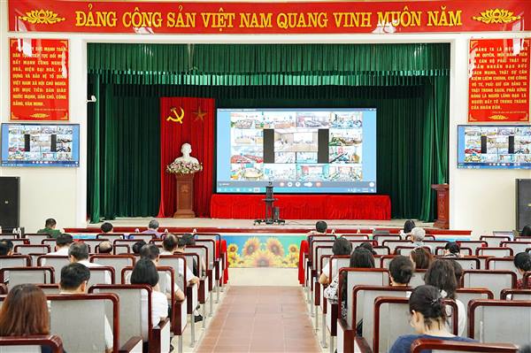 ĐẢNG ỦY PHƯỜNG LÊ THANH NGHỊ TIẾP SÓNG HỘI NGHỊ TRỰC TUYẾN SƠ KẾT CÔNG TÁC TUYÊN GIÁO VÀ DÂN VẬN 6 THÁNG ĐẦU NĂM 2026