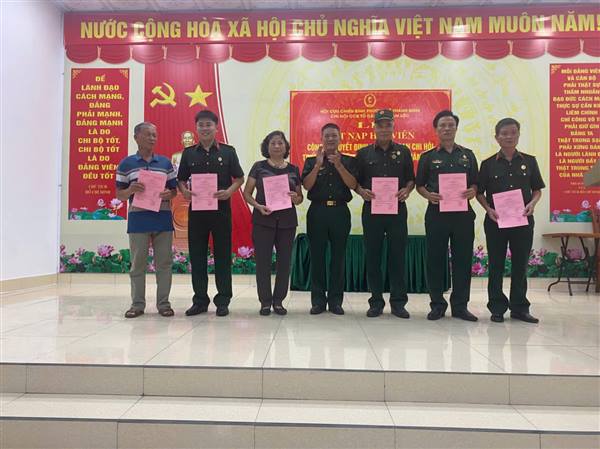 CHI HỘI CỰU CHIẾN BINH TỔ DÂN PHỐ ĐÀM LỘC KIỆN TOÀN TỔ CHỨC, ỔN ĐỊNH HOẠT ĐỘNG