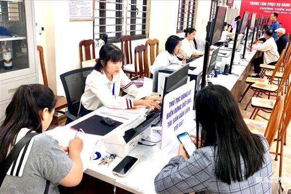 Các trường hợp được xét tuyển, ưu tiên và tiếp nhận vào viên chức