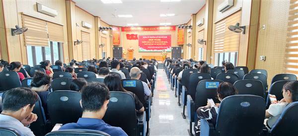 PHƯỜNG LÊ THANH NGHỊ TRIỂN KHAI SỐ HÓA, TẠO LẬP HỒ SƠ ĐẢNG VIÊN