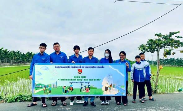 TUỔI TRẺ PHƯỜNG LƯU KIẾM HÀNH ĐỘNG VÌ MỘT ĐÔ THỊ VĂN MINH, SÁNG – XANH – SẠCH ĐẸP!