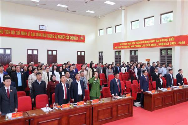 HỘI ĐỒNG NHÂN DÂN PHƯỜNG LƯU KIẾM TỔ CHỨC KỲ HỌP THỨ 4, KHÓA I, NHIỆM KỲ 2021–2026 