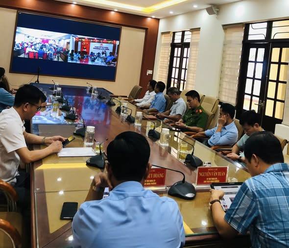 HỘI NGHỊ TRỰC TUYẾN QUÁN TRIỆT CÁC QUY ĐỊNH MỚI CỦA TRUNG ƯƠNG VỀ CÔNG TÁC TỔ CHỨC XÂY DỰNG ĐẢNG