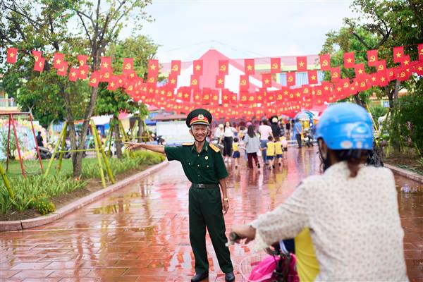 PHƯỜNG LƯU KIẾM RA QUÂN ĐẢM BẢO AN NINH, TRẬT TỰ NGÀY KHAI GIẢNG