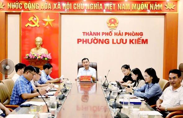 PHƯỜNG LƯU KIẾM TỔ CHỨC HỘI NGHỊ THAM VẤN BÁO CÁO ĐÁNH GIÁ TÁC ĐỘNG MÔI TRƯỜNG