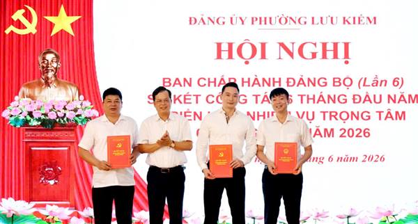 BAN CHẤP HÀNH ĐẢNG BỘ PHƯỜNG LƯU KIẾM HỌP CHO Ý KIẾN ĐỐI VỚI MỘT SỐ NỘI DUNG QUAN TRỌNG