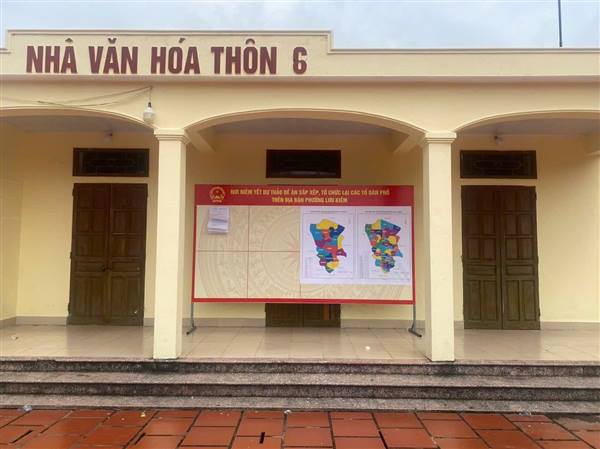 PHƯỜNG LƯU KIẾM NIÊM YẾT CÔNG KHAI DỰ THẢO ĐỀ ÁN SẮP XẾP, TỔ CHỨC LẠI CÁC TỔ DÂN PHỐ
