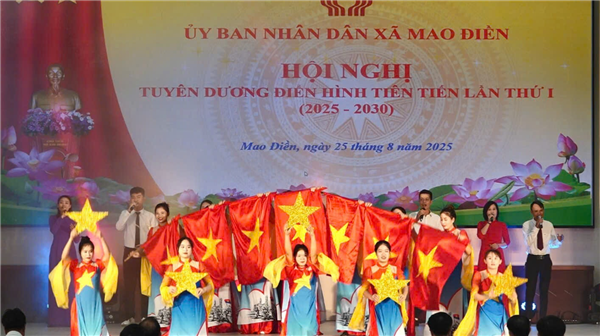 UBND xã Mao Điền tổ chức Hội nghị tuyên dương điển hình tiên tiến xã Mao Điền lần thứ I (2025-2030)