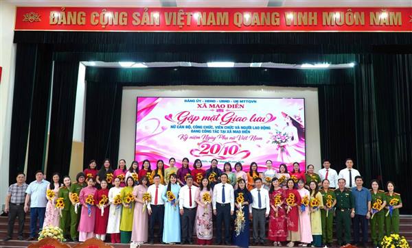 MAO ĐIỀN: GẶP MẶT, TRI ÂN NHỮNG ĐÓNG GÓP CỦA NỮ CÁN BỘ, CÔNG CHỨC, VIÊN CHỨC VÀ NGƯỜI LAO ĐỘNG
