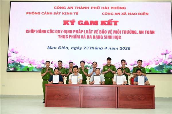 Phòng Cảnh sát điều tra tội phạm về tham nhũng, kinh tế, buôn lậu và môi trường: Lan tỏa ý thức chấp hành pháp luật về bảo vệ môi trường, an toàn thực phẩm và đa dạng sinh học
