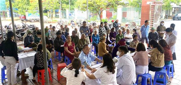 Xã Mao Điền: Lan tỏa yêu thương qua chương trình khám sức khỏe miễn phí cho người cao tuổi