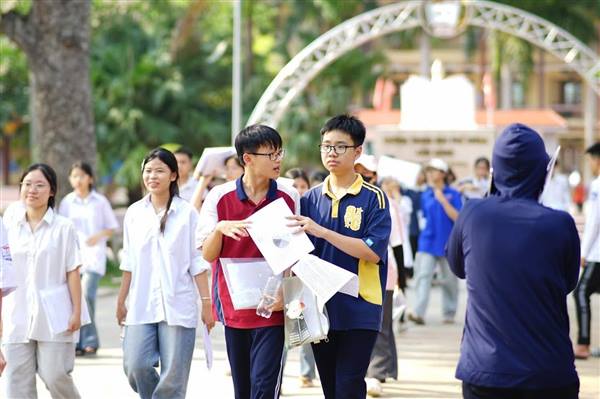 Thông báo Về kết quả thi và nộp đơn phúc khảo Kỳ thi tuyển sinh vào lớp 10 trung học phổ thông năm học 2026-2027
