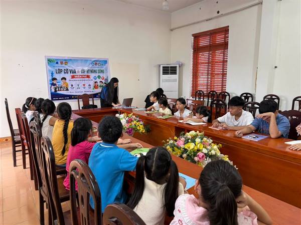 SÔI NỔI CÁC LỚP HỌC MIỄN PHÍ TRONG DỊP HÈ DO BAN CHỈ ĐẠO HOẠT ĐỘNG HÈ XÃ MAO ĐIỀN TỔ CHỨC