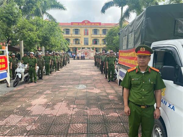 Công an xã Nam An Phụ tổ chức Lễ ra quân cao điểm tấn công trấn áp tội phạm