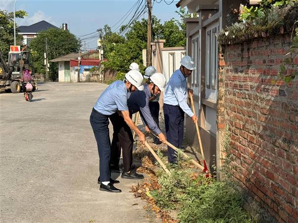 XÃ NAM AN PHỤ KHỞI CÔNG CÔNG TRÌNH NÂNG CẤP ĐƯỜNG GIAO THÔNG TRỤC THÔN PHÚC THÀNH