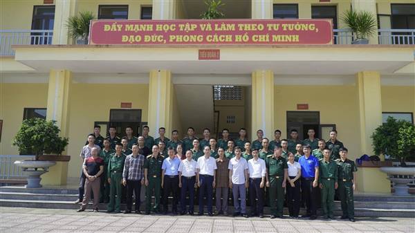 THĂM, ĐỘNG VIÊN TÂN BINH TẠI TRƯỜNG QUÂN SỰ QUÂN ĐOÀN 12