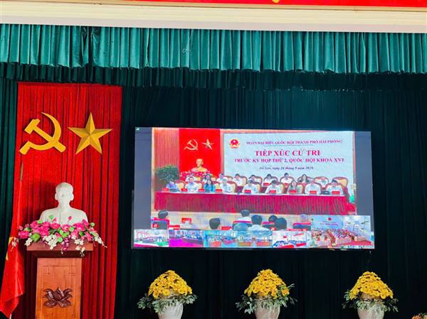 XÃ NAM AN PHỤ THAM DỰ HỘI NGHỊ TIẾP XÚC CỬ TRI TRƯỚC KỲ HỌP THỨ 2, QUỐC HỘI KHÓA XVI 