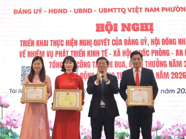 PHƯỜNG NAM ĐỒ SƠN TỔ CHỨC HỘI NGHỊ TRIỂN KHAI THỰC HIỆN NGHỊ QUYẾT CỦA ĐẢNG ỦY, HỘI ĐỒNG NHÂN DÂN PHƯỜNG VỀ NHIỆM VỤ PHÁT TRIỂN KINH TẾ – XÃ HỘI, QUỐC PHÒNG – AN NINH NĂM 2026; TỔNG KẾT CÔNG TÁC THI ĐUA, KHEN THƯỞNG NĂM 2025 VÀ PHÁT ĐỘNG PHONG TRÀO THI ĐUA NĂM 2026