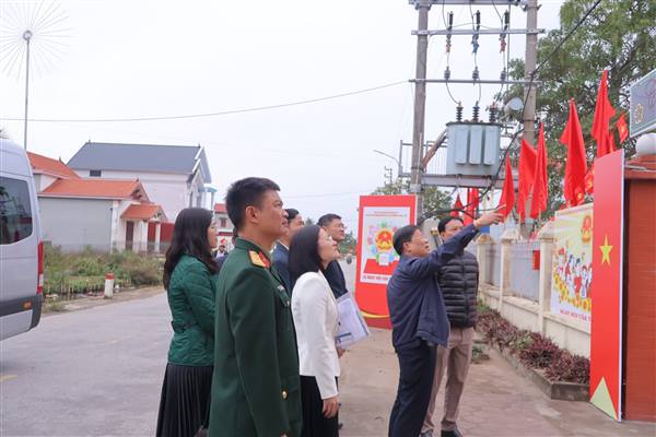 BAN CHỈ ĐẠO BẦU CỬ PHƯỜNG NAM ĐỒ SƠN KIỂM TRA CÔNG TÁC CHUẨN BỊ BẦU CỬ TẠI CÁC TỔ DÂN PHỐ
