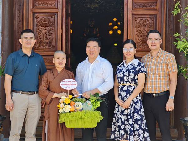 PHƯỜNG NAM ĐỒ SƠN THĂM, CHÚC MỪNG CÁC CƠ SỞ PHẬT GIÁO NHÂN DỊP ĐẠI LỄ PHẬT ĐẢN 2026 