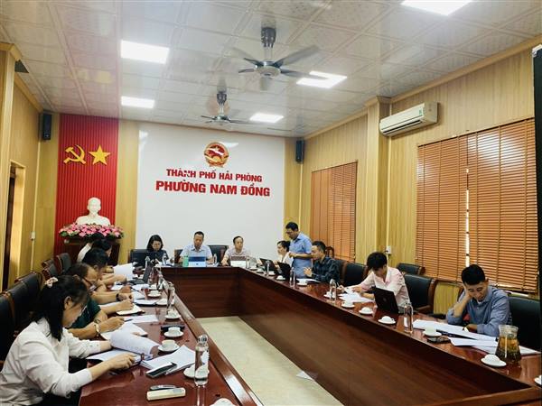PHƯỜNG NAM ĐỒNG TỔ CHỨC HỘI NGHỊ BAN THƯỜNG VỤ PHIÊN 13 VÀ GIAO BAN THƯỜNG KỲ THÁNG 10 NĂM 2025