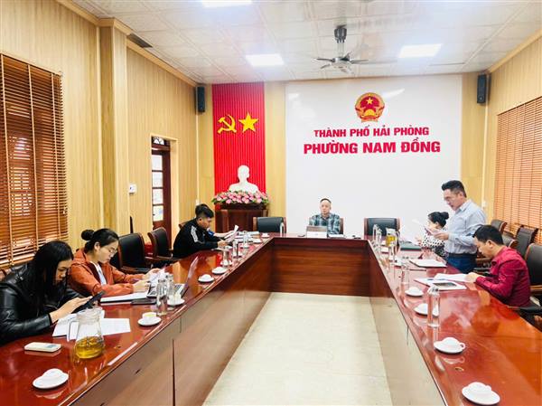 UBND PHƯỜNG NAM ĐỒNG TỔ CHỨC PHIÊN HỌP THƯỜNG KỲ THÁNG 10