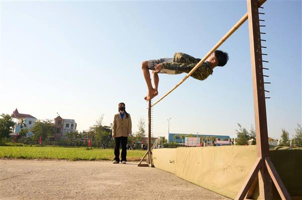 SÔI NỔI NGÀY THI ĐẤU THỨ HAI ĐẠI HỘI THỂ DỤC THỂ THAO PHƯỜNG NAM ĐỒNG 