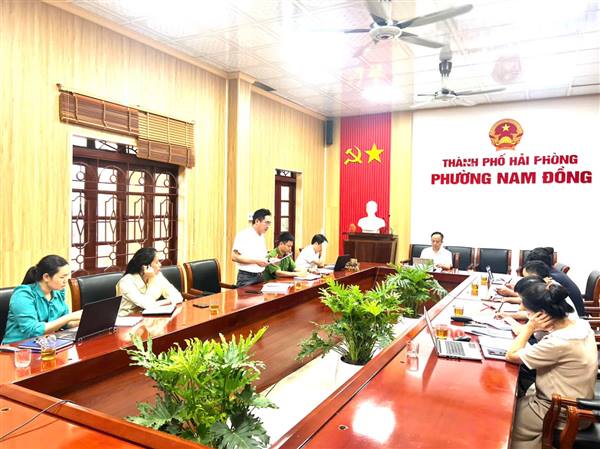 UBND PHƯỜNG NAM ĐỒNG TỔ CHỨC PHIÊN HỌP THƯỜNG KỲ THÁNG 8 (LẦN 2)