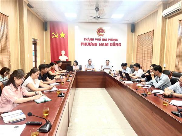 THƯỜNG TRỰC ĐẢNG ỦY PHƯỜNG NAM ĐỒNG LÀM VIỆC VỚI CÁC TIỂU BAN TỔ CHỨC ĐẠI HỘI ĐẢNG BỘ PHƯỜNG LẦN THỨ I, NHIỆM KỲ 2025-2030

