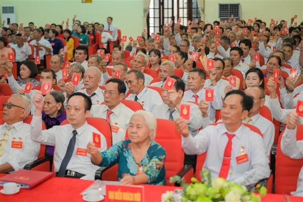PHƯỜNG NAM ĐỒNG TỔ CHỨC PHIÊN TRÙ BỊ ĐẠI HỘI ĐẠI BIỂU ĐẢNG BỘ PHƯỜNG LẦN THỨ I, NHIỆM KỲ 2025-2030

